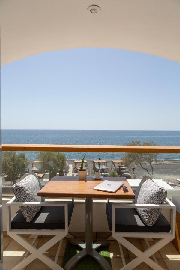 Glykeria Mini Suites Perivolos  Extérieur photo