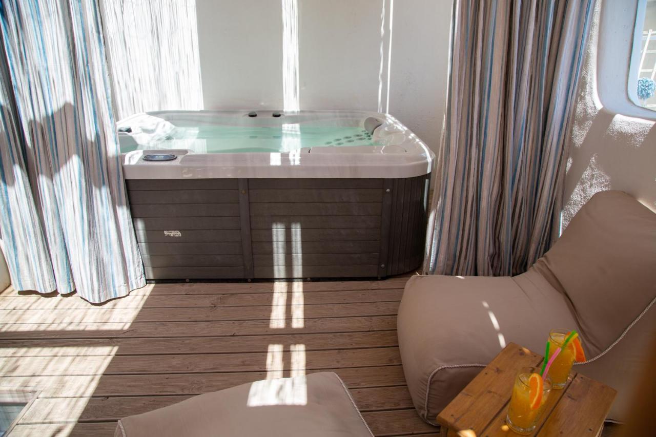 Glykeria Mini Suites Perivolos  Extérieur photo
